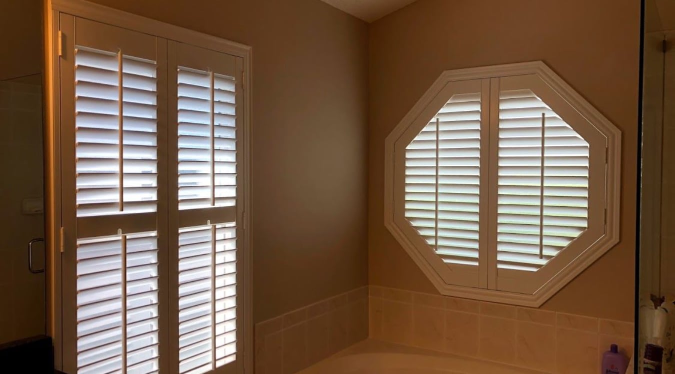 Octagon window in a Philadelphia bathroom